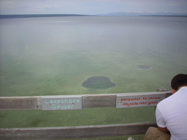 Lakeshore Geyser