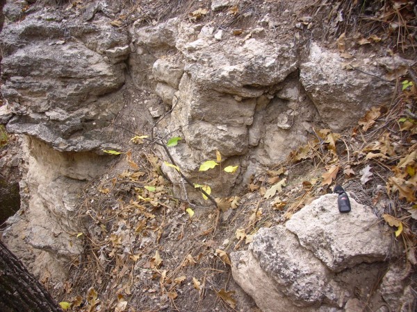 Abiquiu
          formation in west wall of San Juan Canyon