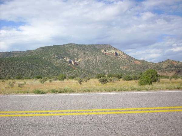 Displacement of Jurassic beds on Canones Mesa