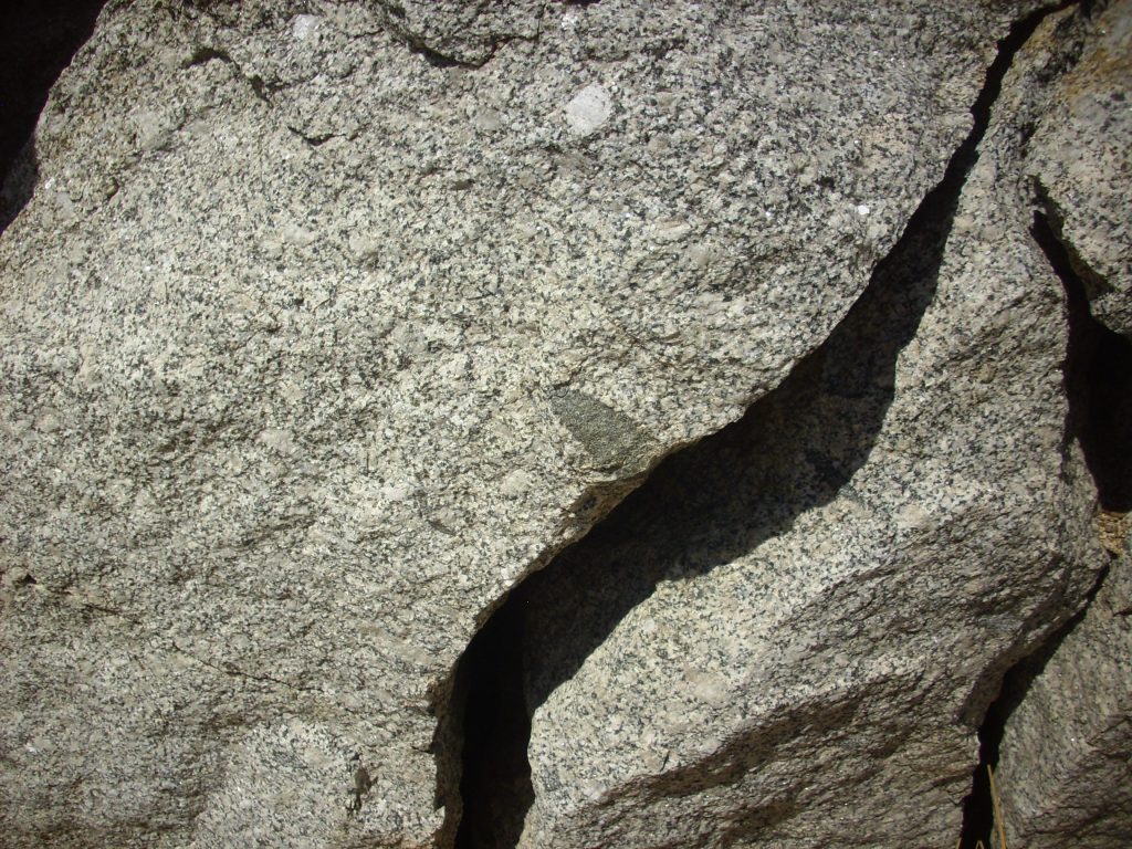 sandia_granite_xenolith